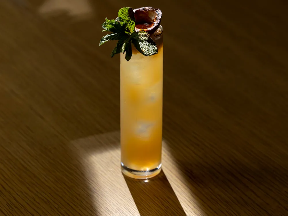 Highball cocktail at Smith's Bar & Grill